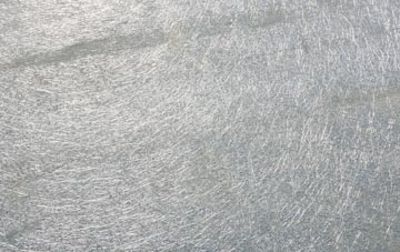 Marbhig laminate fibreglass or shingles?